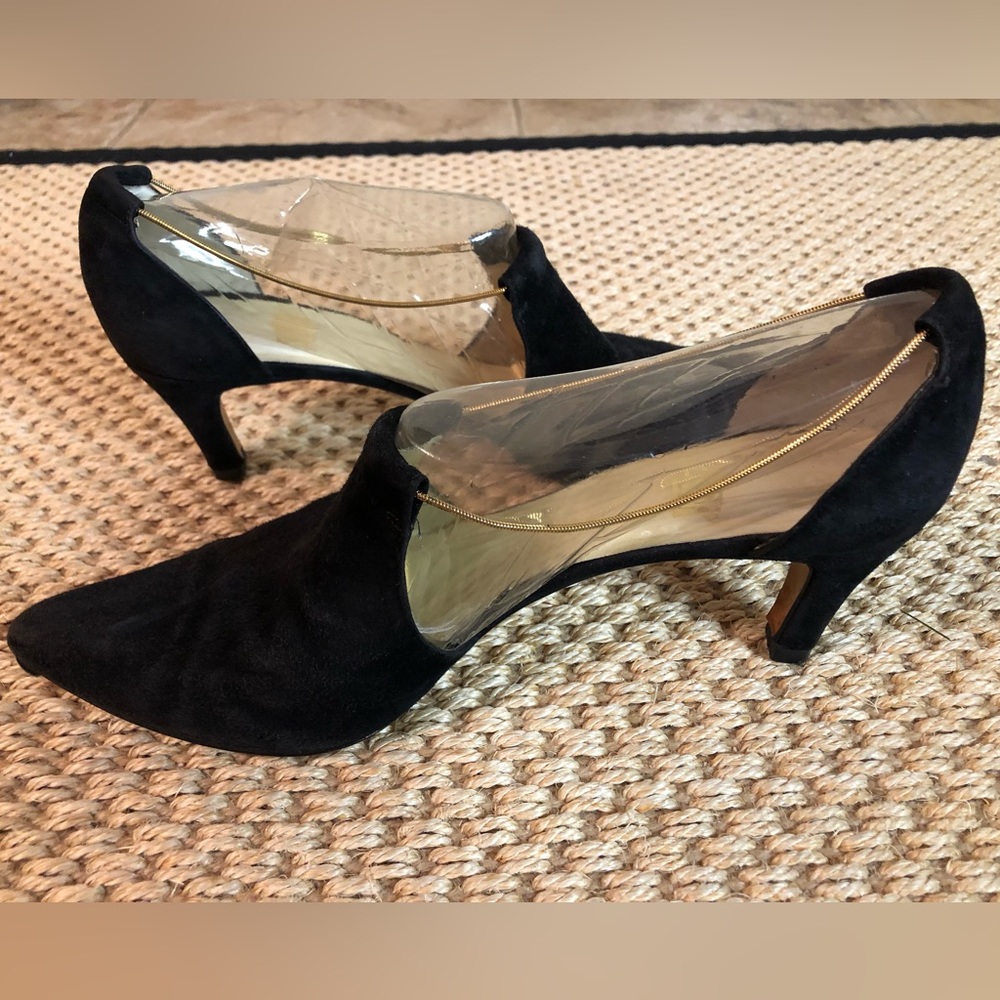 Vintage high end Allure suede pumps